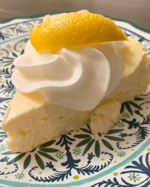 Home Made Lemon Cheesecake