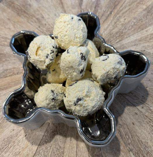 W/W Chocolate Chip Ice Cream balls