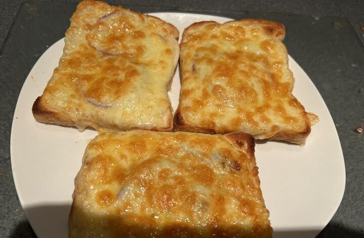 Cheese on Toast with Red Onion