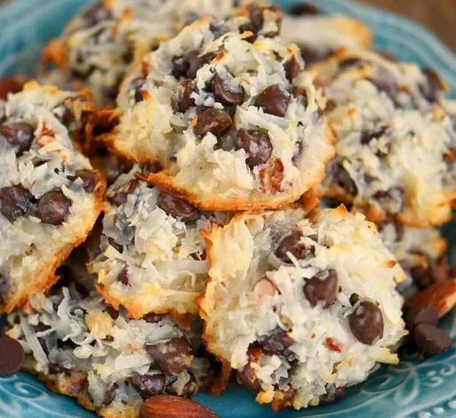 Air Fryer Almond Joy Cookies