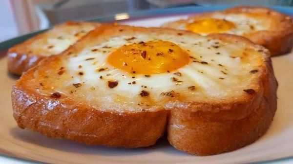 Air Fryer Egg and Toast