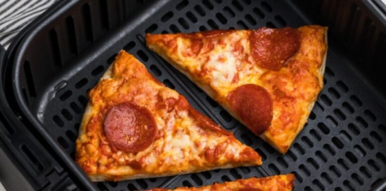 Reheat Pizza in Air Fryer